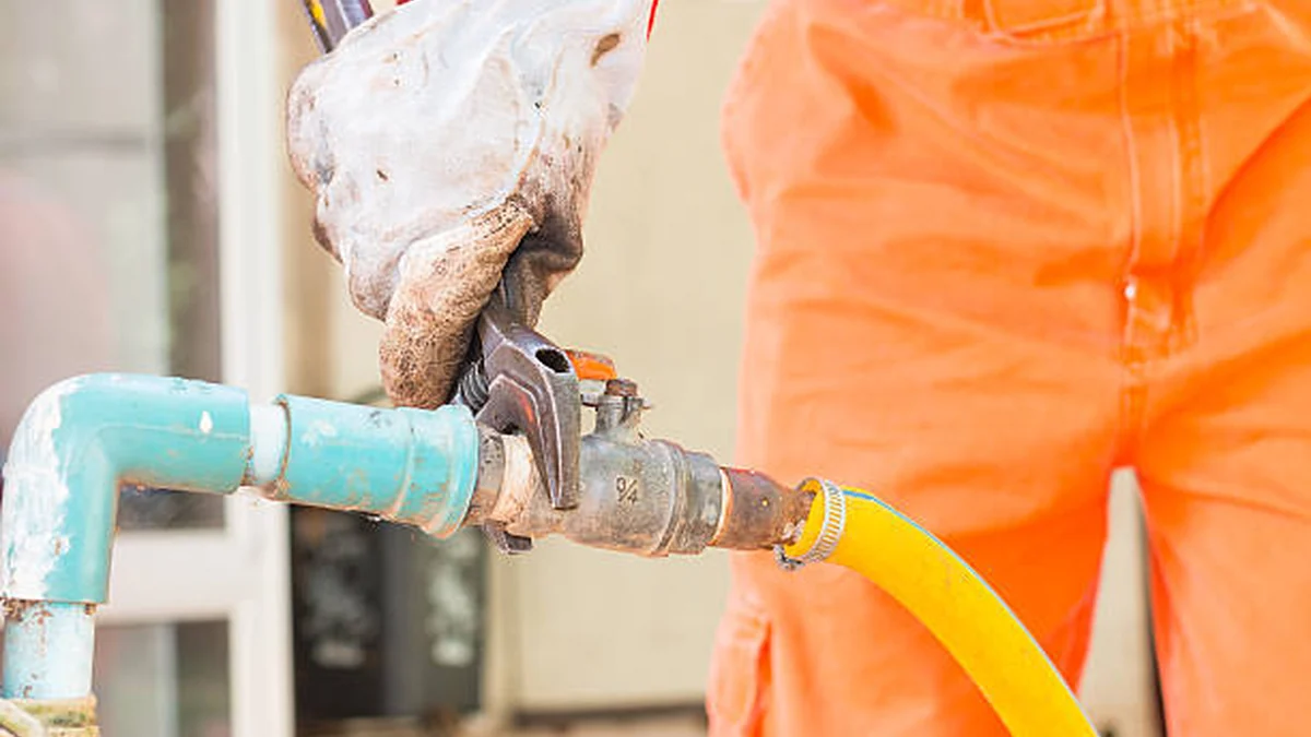 Gold Plumbing & Repiping featured image